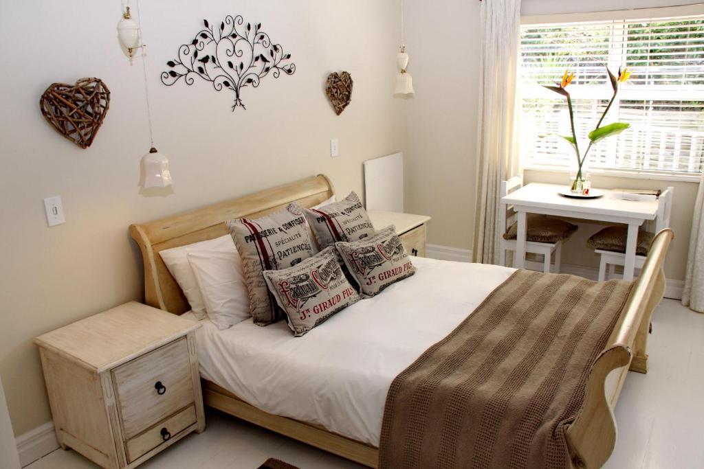 Sea Breeze Beach House Plettenberg Bay Phòng bức ảnh
